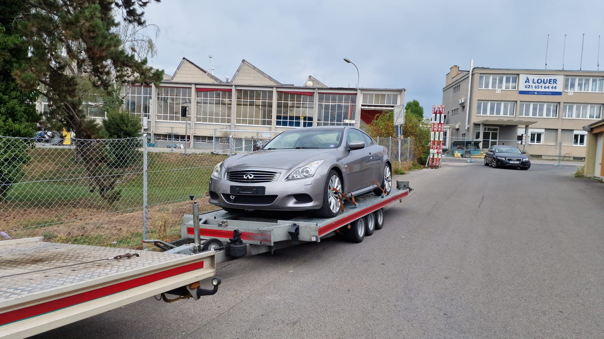 Dépanneuse Daly Transport en intervention en Suisse romande