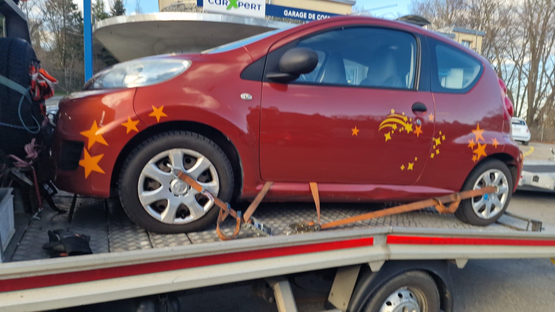 Dépanneuse Daly Transport en intervention en Suisse romande